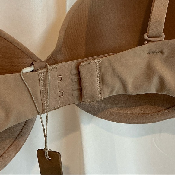 *NWT* SKIMS T-Shirt Bra- Clay- 34D - Picture 6 of 6